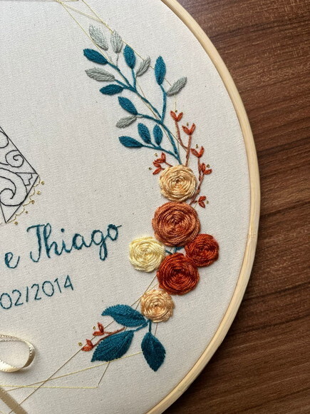 Porta Alianças Bordado à Mão Nossa Senhora Aparecida Floral