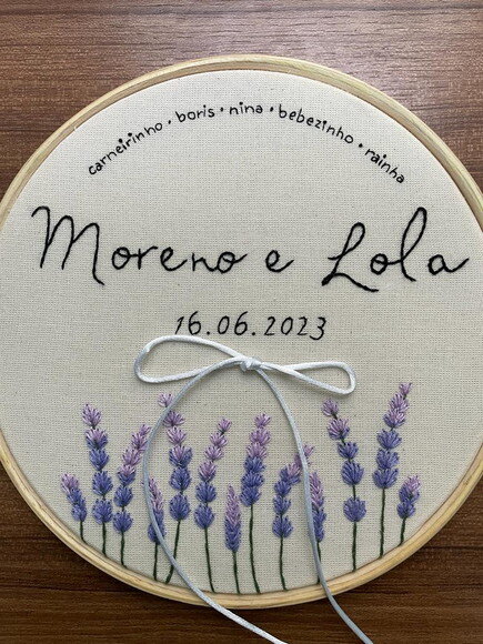 Porta Alianças Bordado à Mão Lavanda