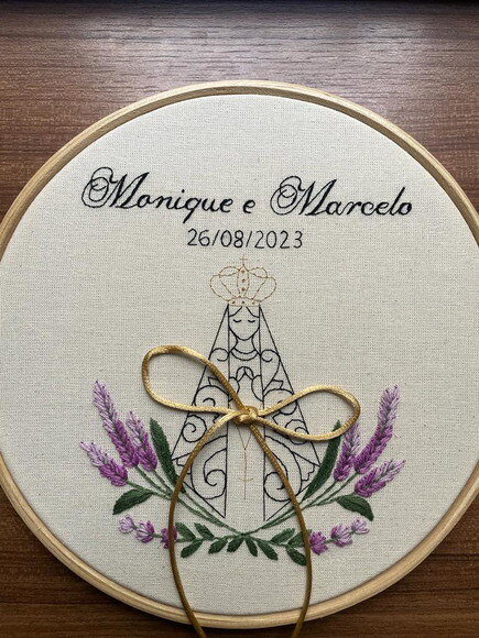 Porta Alianças Bordado à Mão Nossa Senhora Aparecida Lavanda