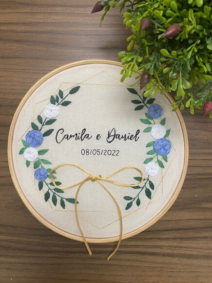 Porta Alianças Bordado à Mão Personalizado