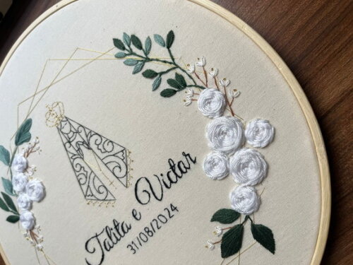 Porta Alianças Bordado à Mão Nossa Senhora Aparecida Floral