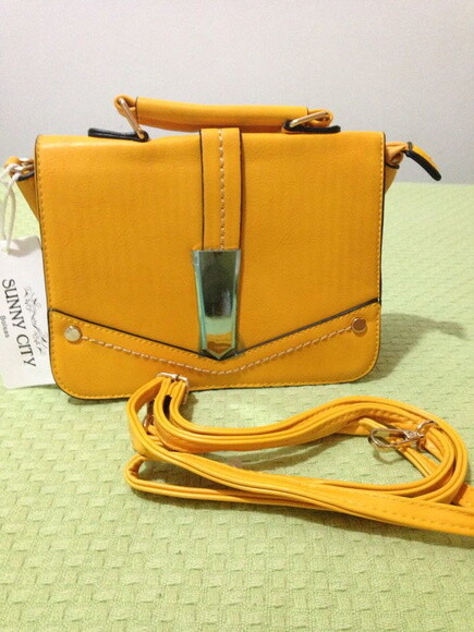 Bolsa lateral Amarela