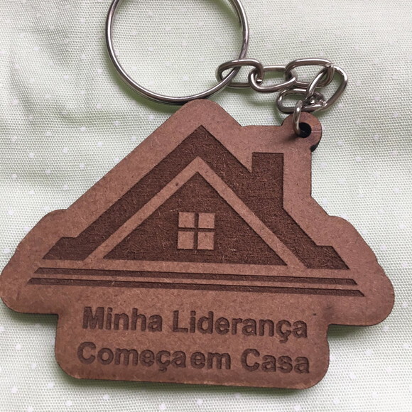 Chaveiro Brinde Casinha MDF