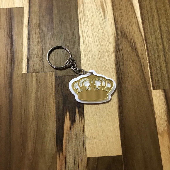 Chaveiro Coroa Dupla Acrílico Espelhado