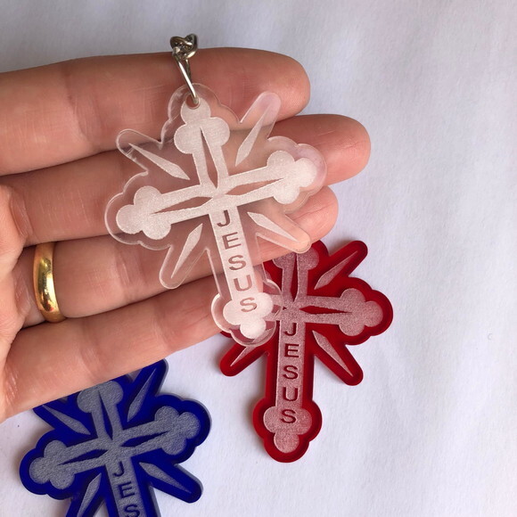 Chaveiro Crucifixo Decorado Acrílico