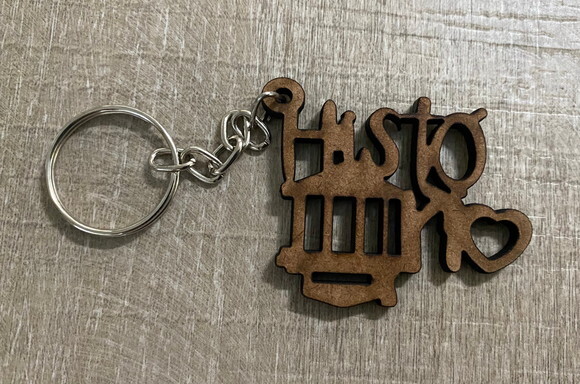 Chaveiro História em mdf