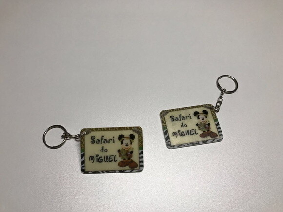 Chaveiro Mickey Safari retangular impresso