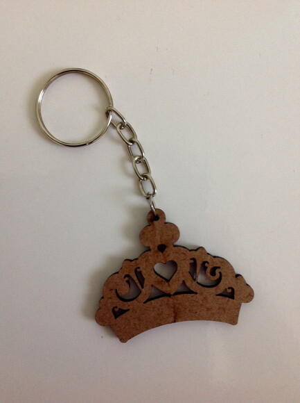 Kit chaveiro modelo Coroa feminino 2 MDF