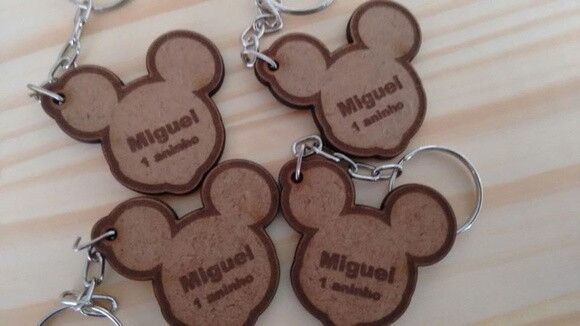 Kit chaveiro modelo Mickey MDF
