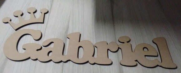 Nome decorativo em MDF cru