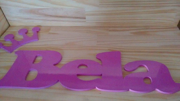 Nome decorativo em MDF Pintado