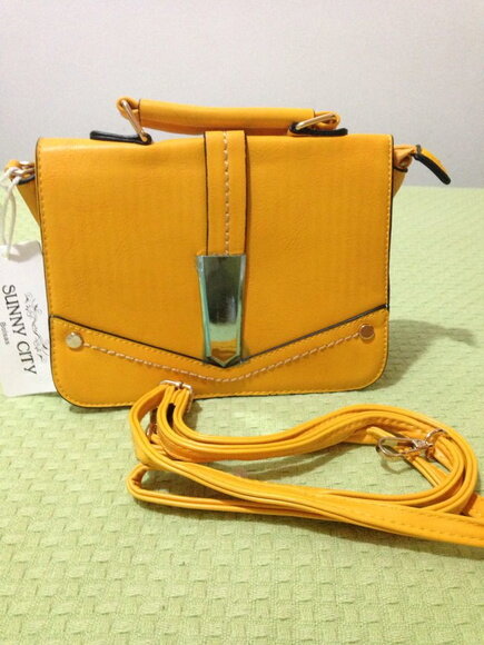 Bolsa lateral Amarela