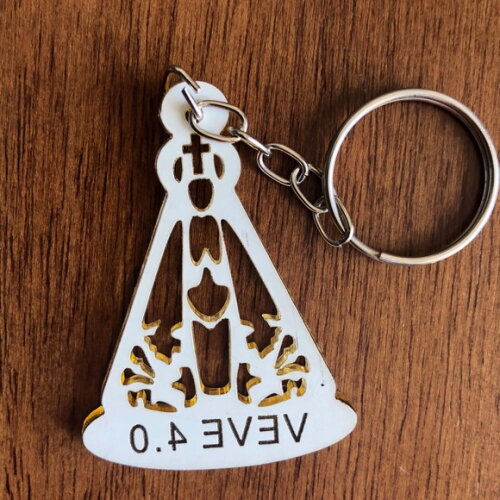 Chaveiro Nossa Senhora Aparecida em acrílico espelhado