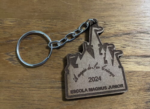 Chaveiros Castelo Disney em mdf