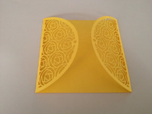 Envelope rendado para convite