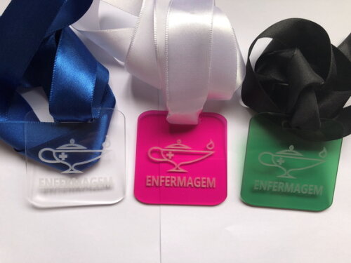 Medalha em acrílico