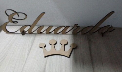 Nome decorativo em MDF cru