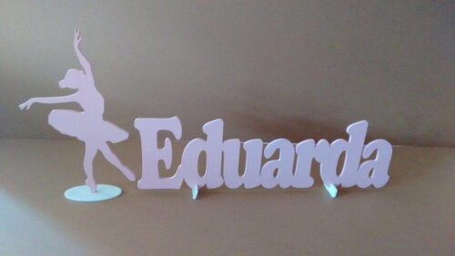 Nome decorativo em MDF Pintado