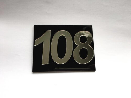 Placa numérica para porta em acrílico