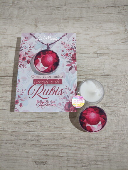 Cartão com Potinho com Creme Hidrante Dia da Mulher