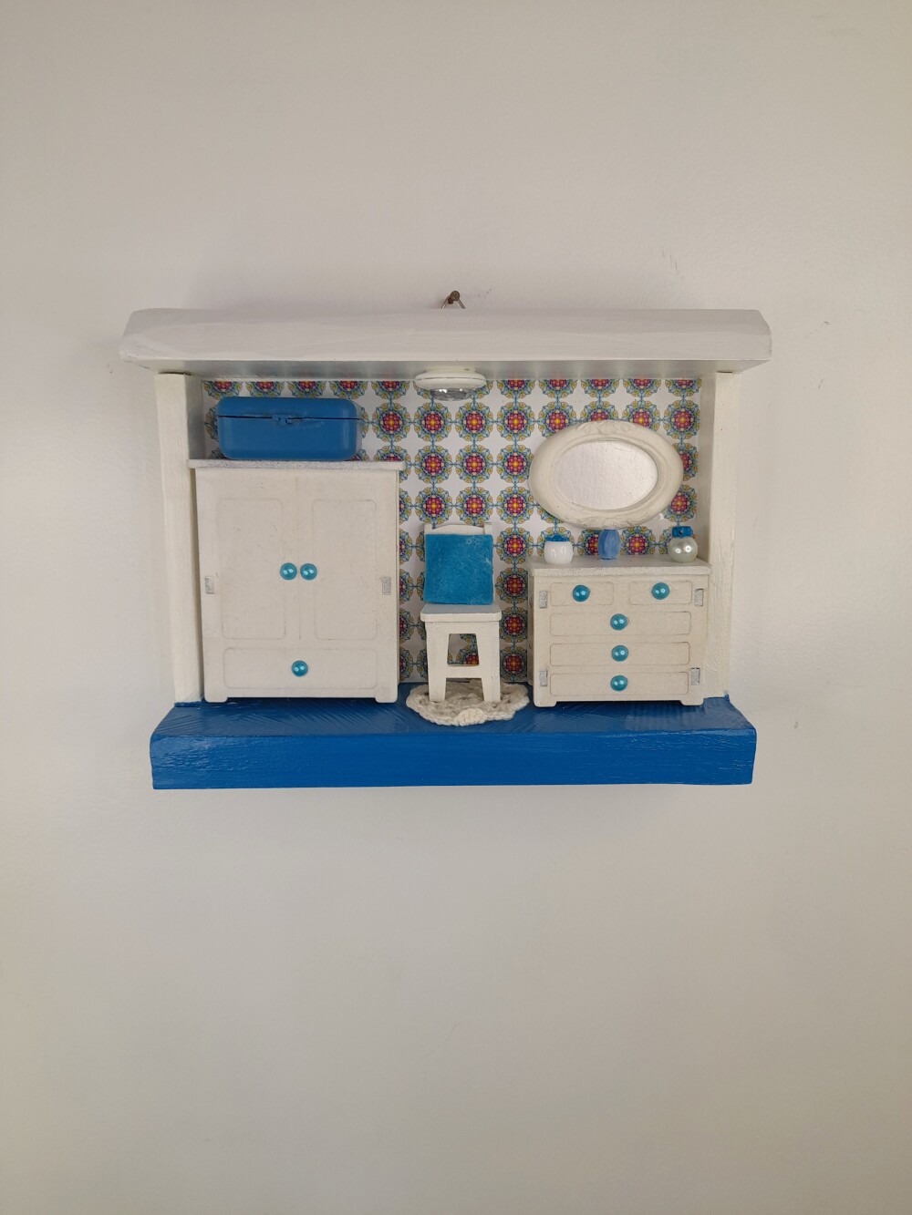 Quadro em mdf branco e azul Imagem de quarto decorado