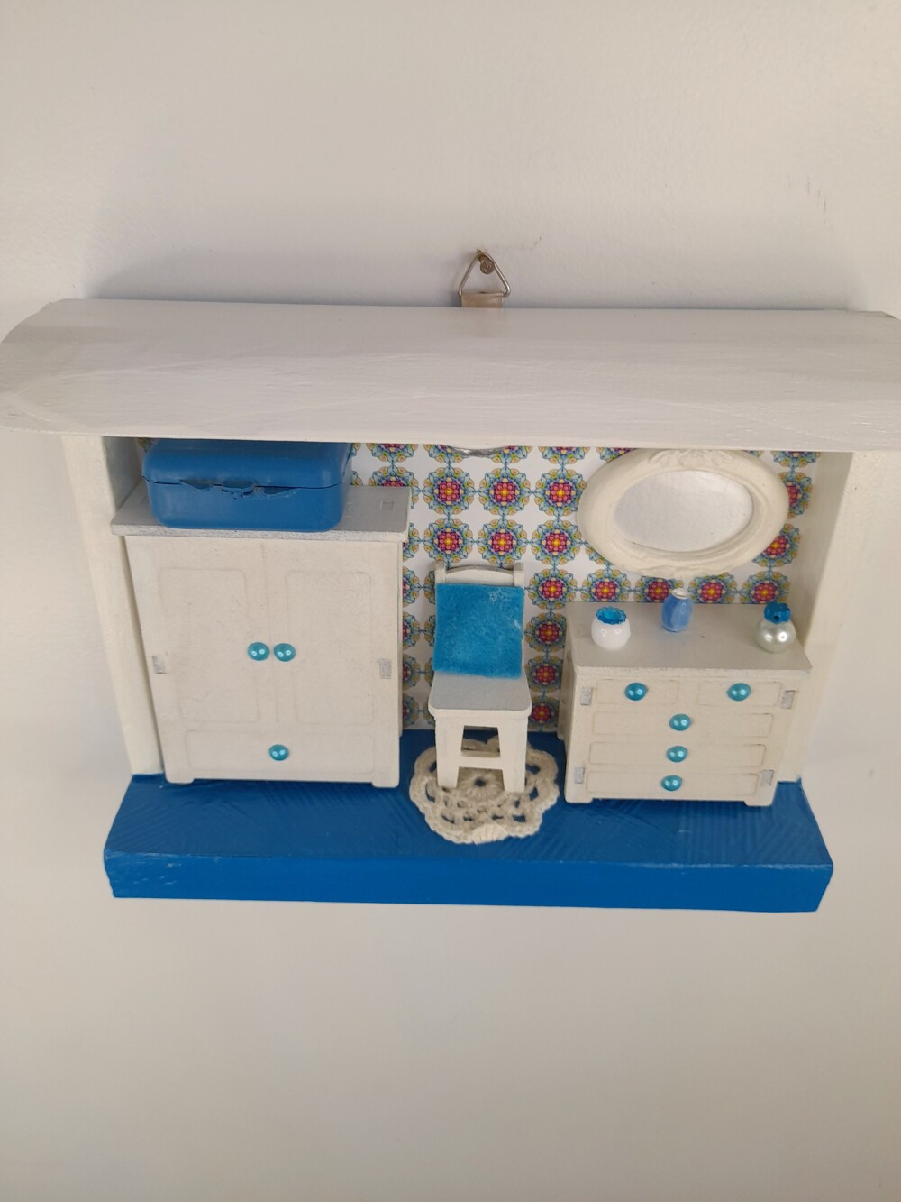 Quadro em mdf branco e azul Imagem de quarto decorado