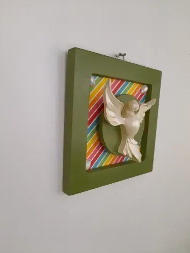 Quadro de mdf Verde Decorado com Divino Fundo Colorido