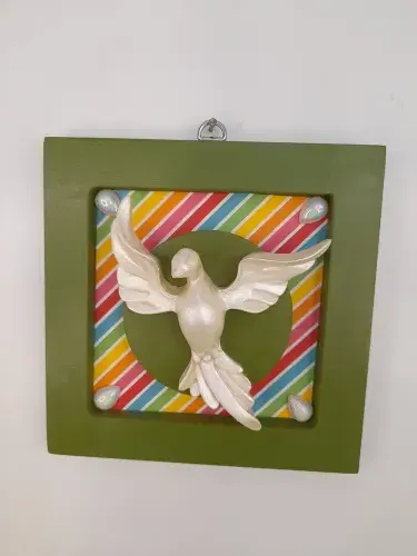 Quadro de mdf Verde Decorado com Divino Fundo Colorido