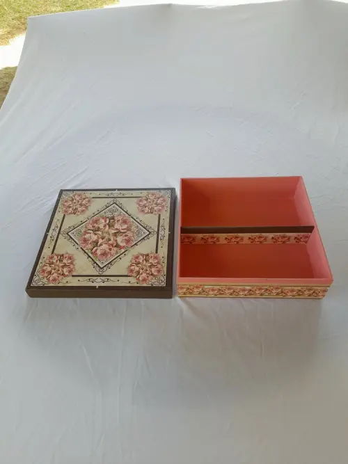 Caixa em mdf para joia / bijuteria decoração floral