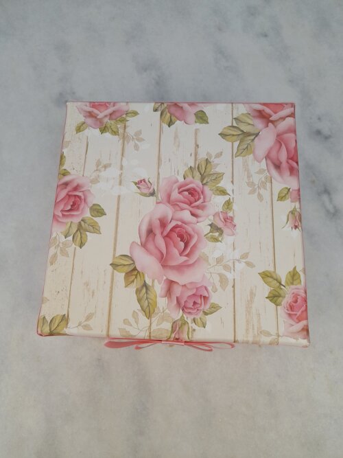 Caixa para joia/bijuteria decorada c/ rosas e duas divisória