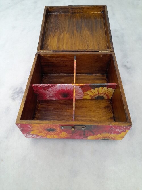 Caixa em mdf para joia / biju detalhe floral envelhecido