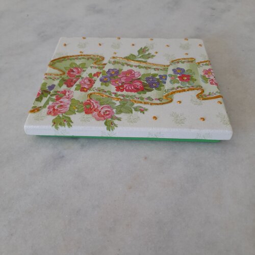 Caixa em mdf para joia/biju pequena motivo floral