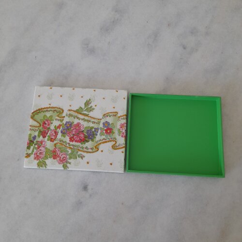 Caixa em mdf para joia/biju pequena motivo floral