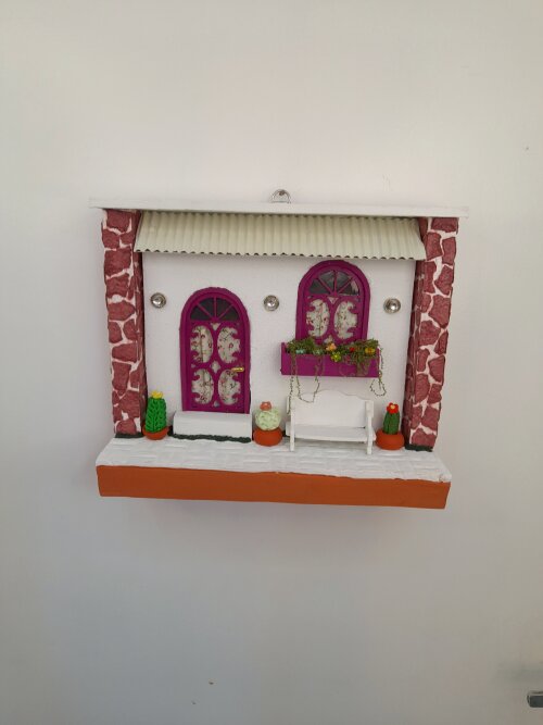Quadro de mdf e madeira frente de casa rosa e branco