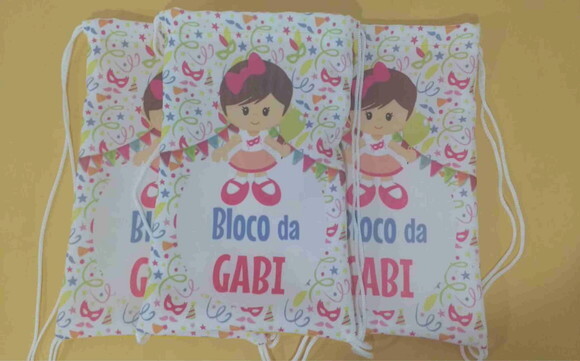 Bloco da Gabi mochilinha carnaval