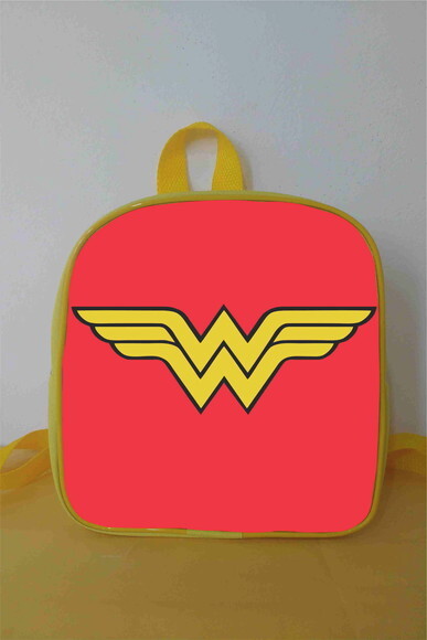 mochila mulher maravilha