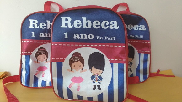 mochila soldadinho de chumbo