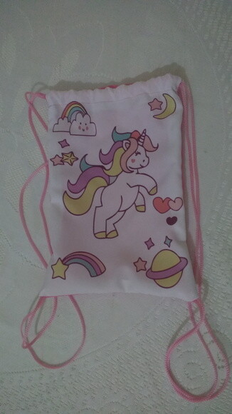 mochilinha unicornio