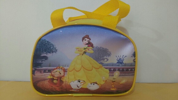 necessaire meia lua bela e a fera