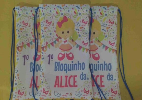 Bloco da Gabi mochilinha carnaval