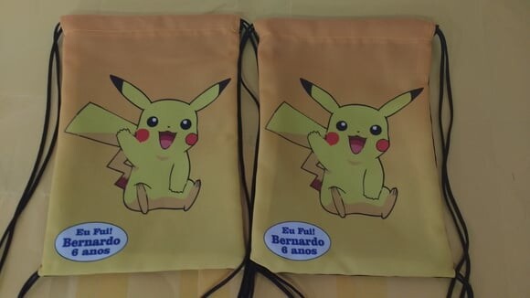 mochilinha piKachu