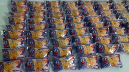 chaveiro galinha pintadinha
