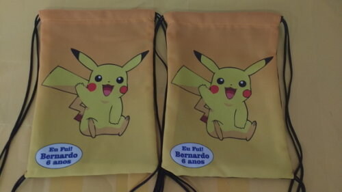 mochilinha piKachu