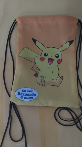 mochilinha piKachu