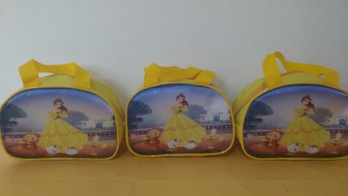 necessaire meia lua bela e a fera