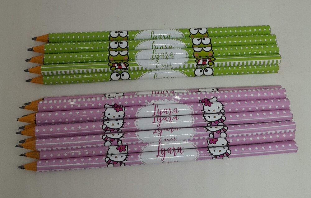 Kit 30 Lembrancinhas Bloquinho com Lápis Hello Kitty - Vários T