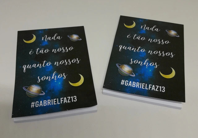 Kit 20 Lembrancinhas Bloquinho com Lápis Galáxia - Vários Tema