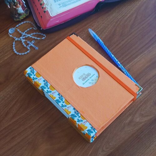 Diário de Oração Artesanal Personalizado