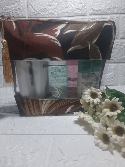 Necessaire com Visor