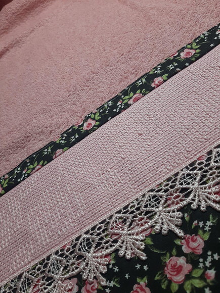 Toalha de Banho Rosas